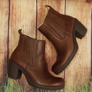⚡ FLASH SALE ⚡Born Brown Leather Boots! New!